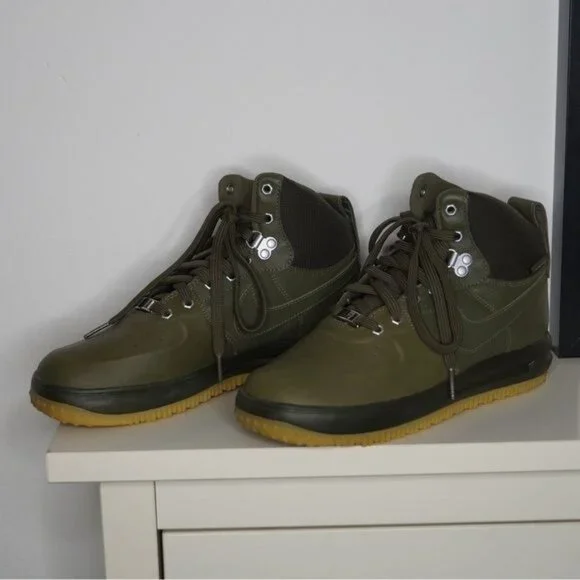 Nike Air Force 1 Lunar Duckboot/ Sneakerboot Olive Youth Boys 7Y - Picture 5 of 11